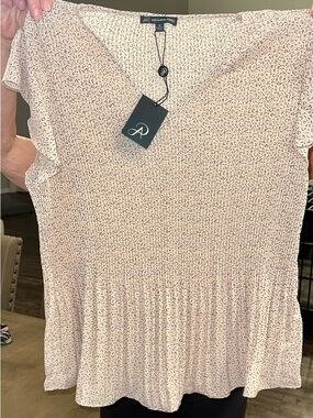 Adrianna Papell flowy spring floral Flutter-Sleeve Peplum Top size medium